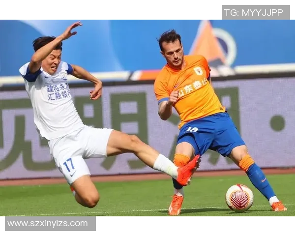 成都羽毛球队在精英赛中以60分稳居积分榜首位展现强劲实力